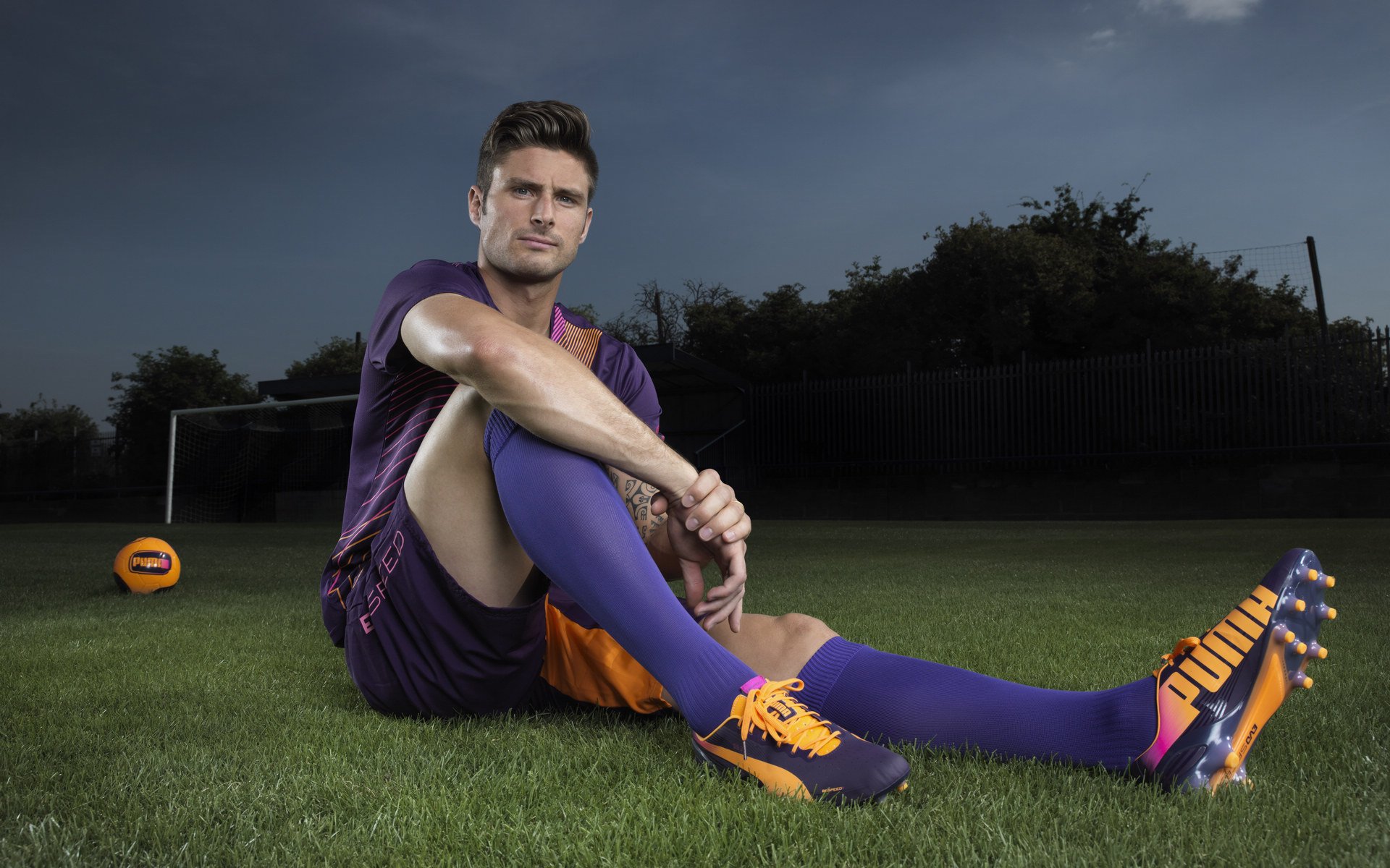 皇家社会保持传控风格掌控场上局势,皇家社会官网